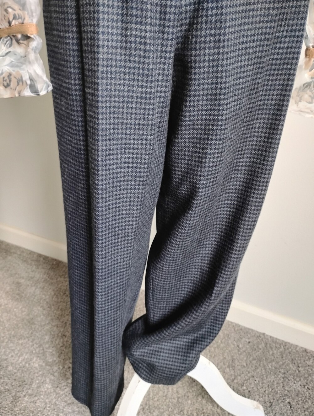 Talbots Vintage Wool Pleat Front Trousers Navy Blue Gray Houndstooth Size 14 Pet - Picture 4 of 16